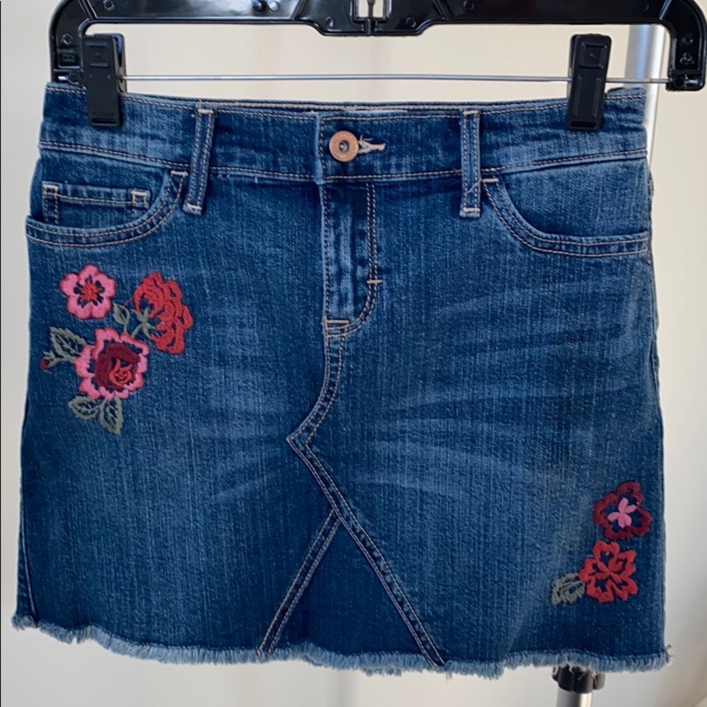 Jeans skirt with floral embroidery for girls
